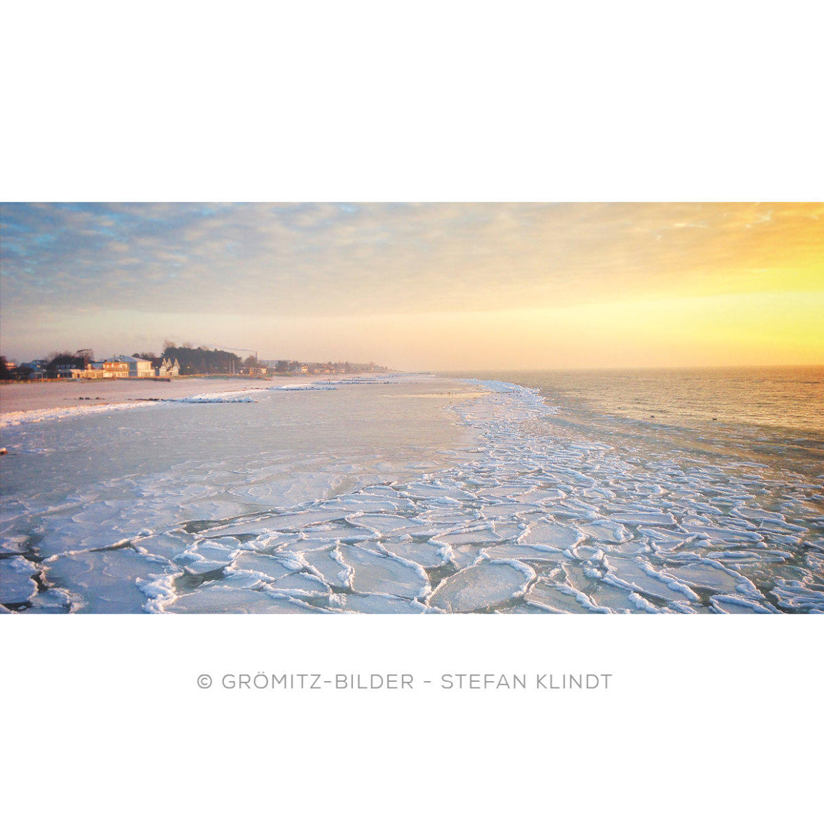 122 Grömitz Bilder - Zufrierende Ostsee bei Sonnenaufgang